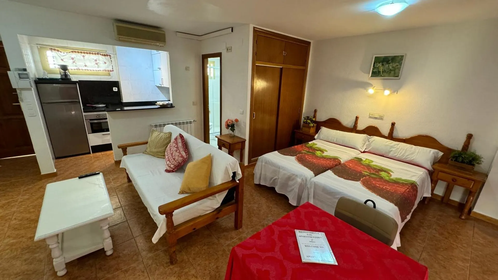 Apartment Apartamentos Turisticos Yamasol Fuengirola Spain